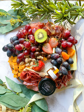 Load image into Gallery viewer, Medium Graze Board