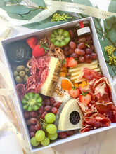 Load image into Gallery viewer, All-charcuterie Medium Grazebox
